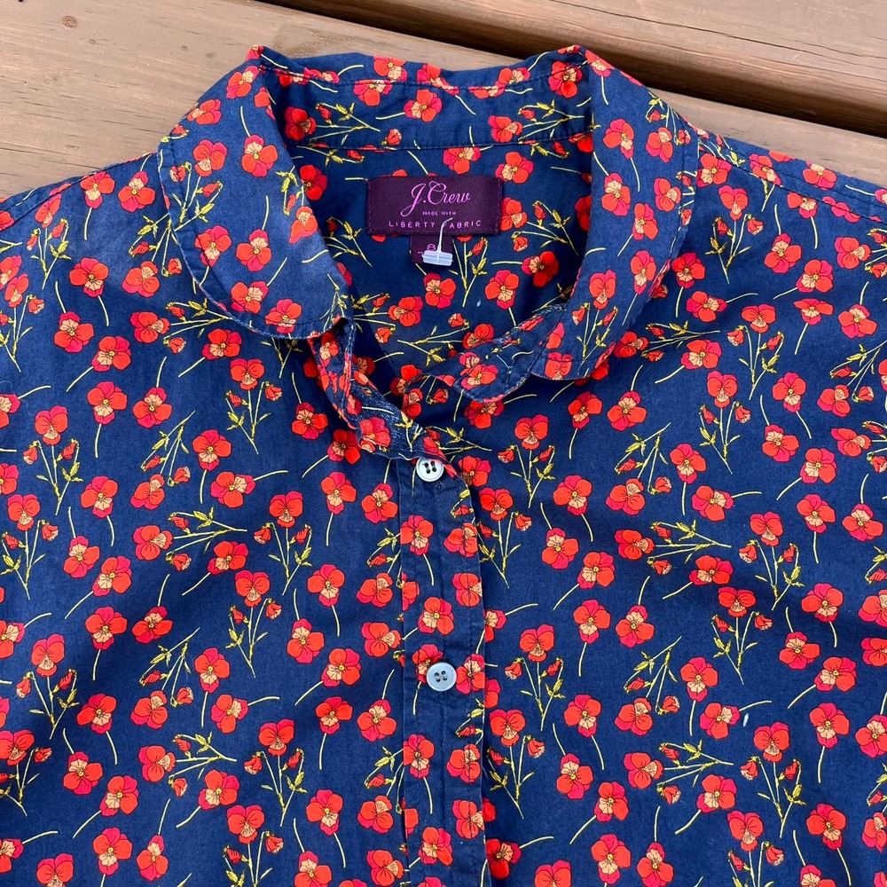 J.Crew Shirt Button Down Blouse Top Navy Red Poppy Floral Liberty of London 8 - Picture 3 of 6